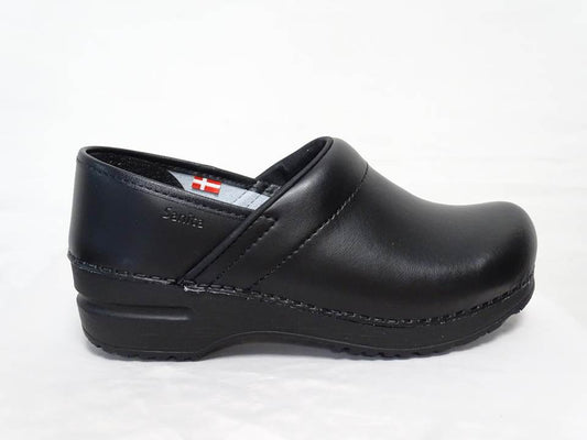 Danish Clogs  Sanita  Nero   Atelier Sanitario